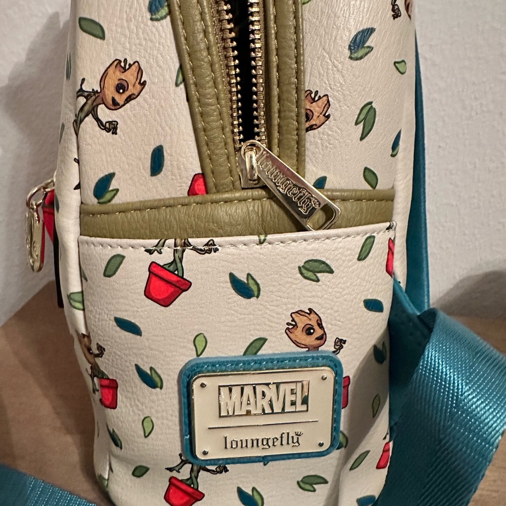 Groot Themed Mini Backpack loungefly Disney - Picture 5 of 6